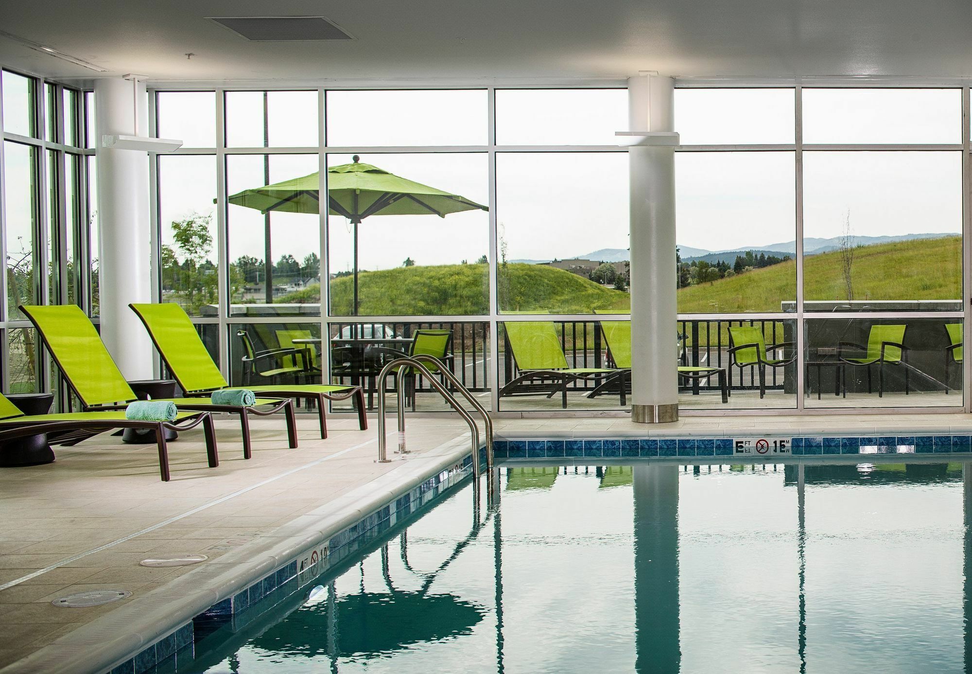 Springhill Suites By Marriott Kalispell Exterior photo